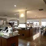 Avra Beach Hotel
