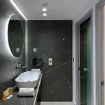Otel Avra