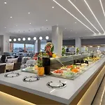 Avra Otel