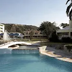 Otel Avra