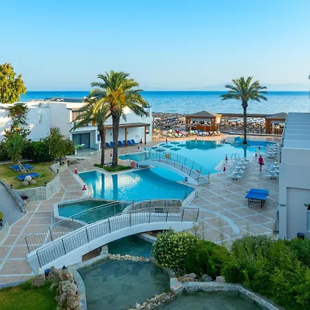 호텔 Avra 익시아