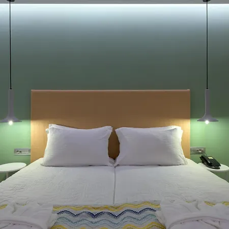 Avra Hotel