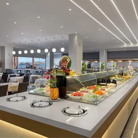 Avra Hotel