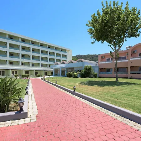Avra 4*
