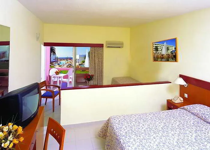 Avra Hotel Ixia (Rhodes)